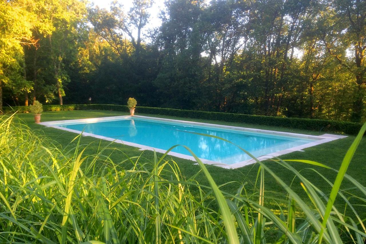 דום Le Manoir Du Rocher מראה חיצוני תמונה